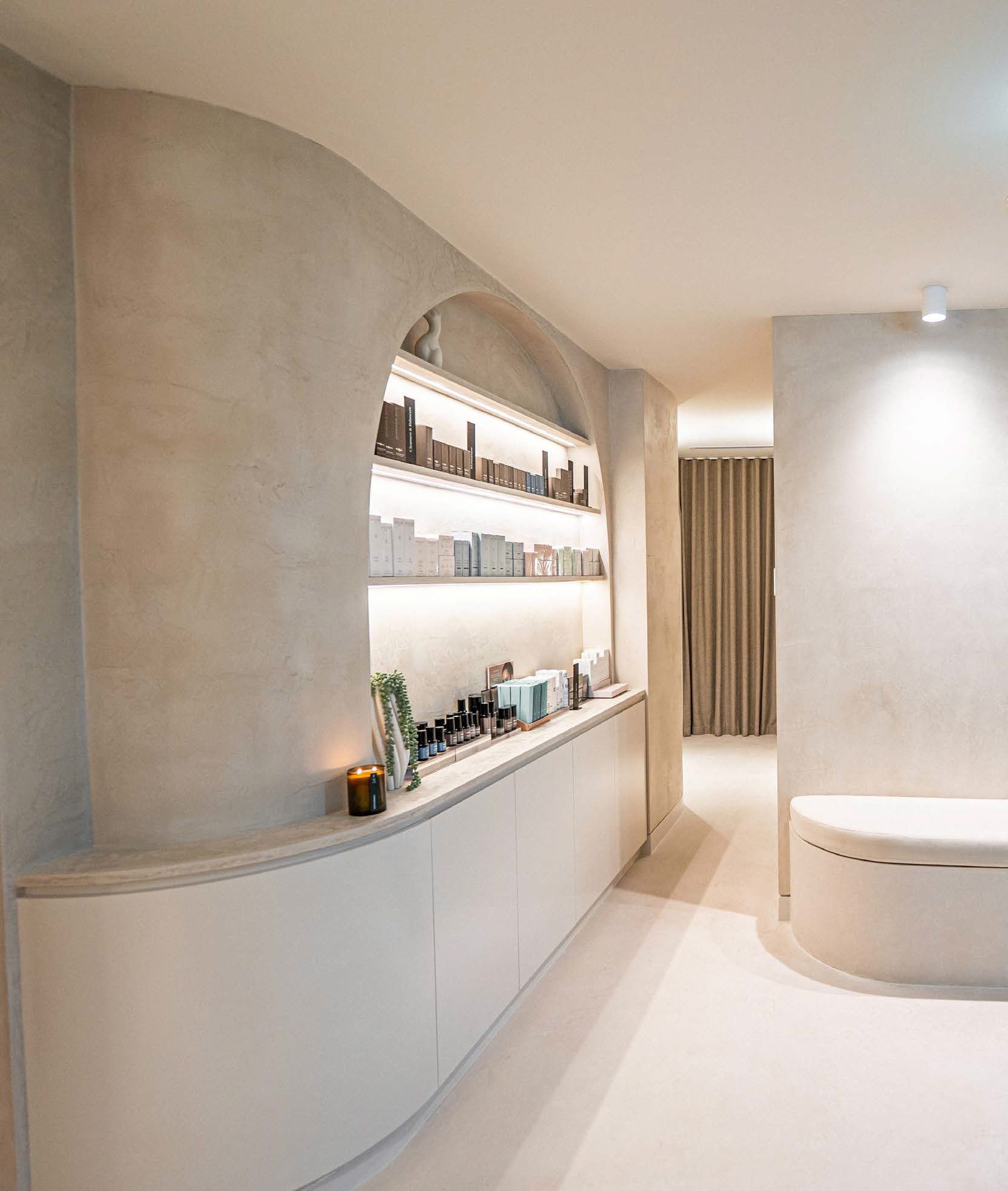 Our Clinic -  Aura by Aska